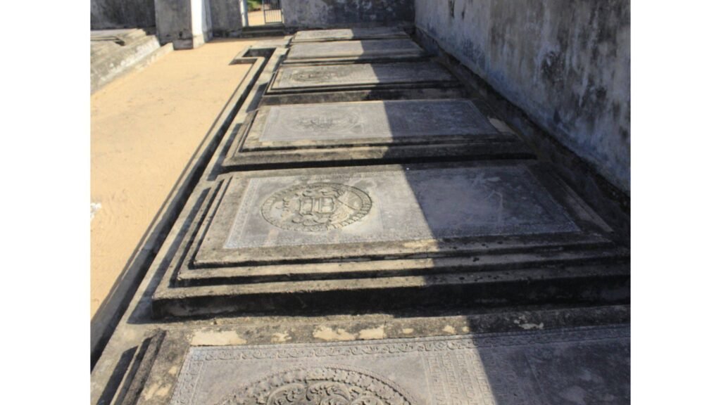 Sadras fort cemetery